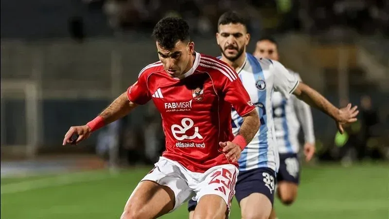 بيراميدز يهزم الأهلي بثلاثية ويقرّب الزمالك من لقب الدوري