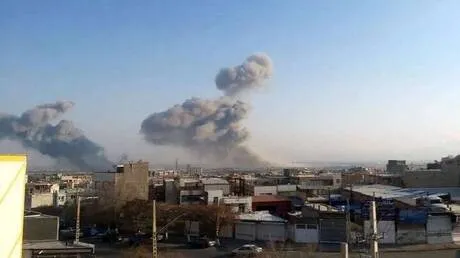 إعلام إيراني: نحو 10 قذائف أصابت أهدافا عسكرية في جزيرة قشم جنوبي إيران (فيديو)