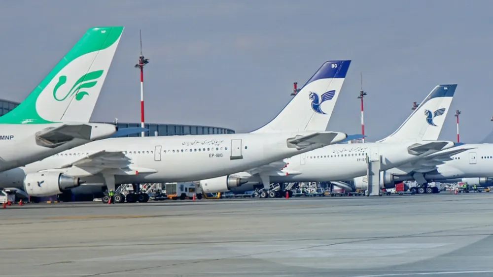 استئناف  الرحلات الجوية من مطار طهران بعد وقف الهجمات مع إسرائيل