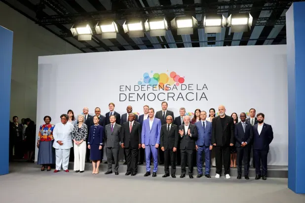 «القوى التقدمية» في الغرب تسعى لاستعادة الثقة بالنفس