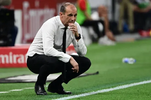 ميلان يقيل أليغري بعد الفشل في بلوغ دوري أبطال أوروبا