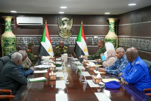 «مجلس الأمن والدفاع» السوداني يوجه بتقييد تحركات المسلحين داخل المدن