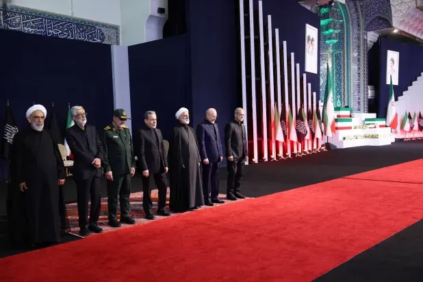 غياب المرشد يثير تساؤلات بشأن إدارة إيران
