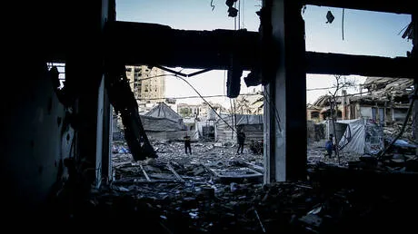 مجلس السلام: رفض "حماس" نزع السلاح يعيق إعمار غزة والفجوة بين التعهدات والصرف كبيرة