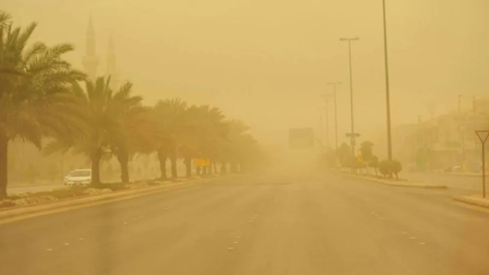 حتى 9 صباحًا.. أتربة مثارة على أجزاء من المنطقة الشرقية