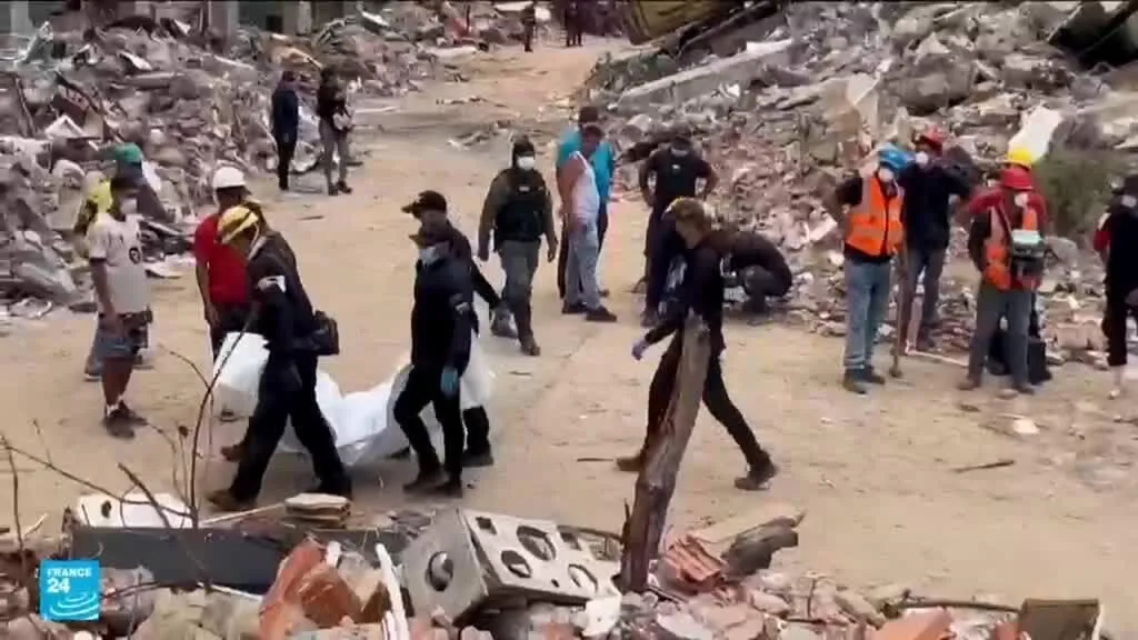 بعد الزلزال المدمر.. الناجون في فنزويلا يواجهون مأساة الفقد والتشرد