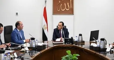 رئيس الوزراء يُتابع مع وزير المالية عددا من ملفات العمل