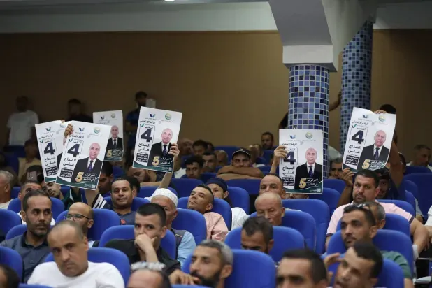 الجزائر: تطورات المشهد الانتخابي تضع الأحزاب في ورطة