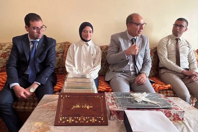 أكاديمية درعة تكرم متفوقة بالباكلوريا