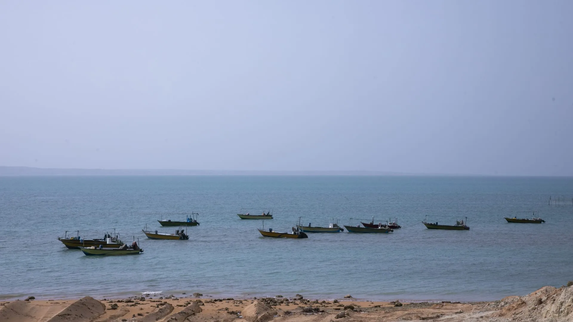 إيران تعلق على ضربات أمريكية استهدفت مواقع للرادار جنوب البلاد