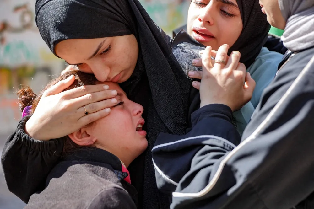 ارتفاع عدد الشهداء الفلسطينيين في العدوان على غزة إلى 72,742 شهيدًا