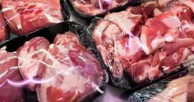 معهد تكنولوجيا الأغذية يحذر: بعض اللحوم تفسد سريعًا حتى داخل الفريزر