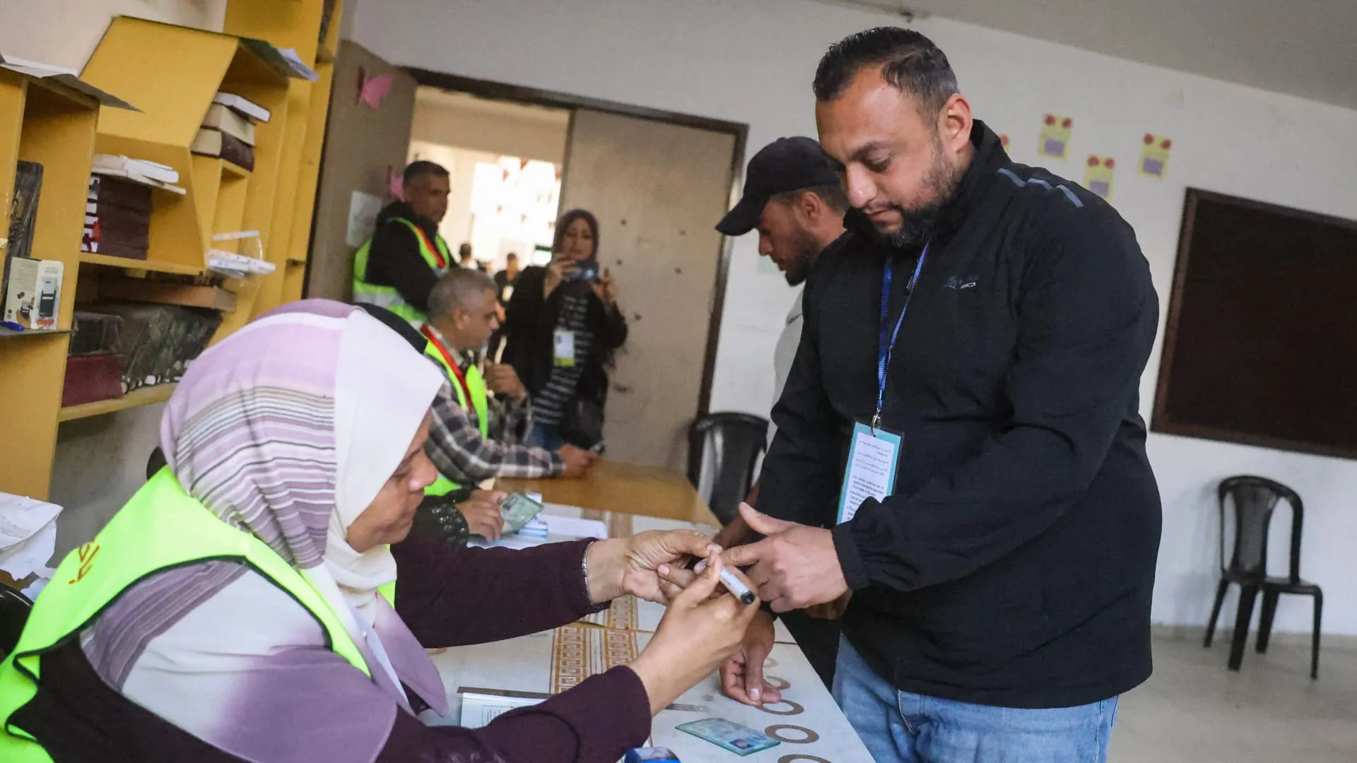 بدون مشاركة حماس.. انتخابات في غزة للمرة الأولى منذ أكثر من 20 عامًا