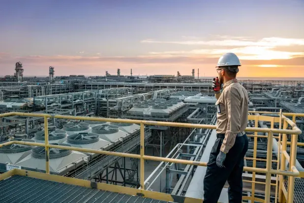 تعاون بين «أرامكو» و«سلوشنز» بـ372.5 مليون دولار لتطوير الحواسيب العملاقة