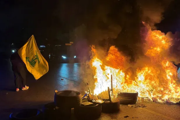 مناصرون لـ«حزب الله» يتظاهرون في بيروت احتجاجاً على الاتفاق مع إسرائيل