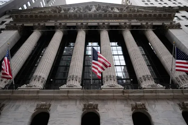 ارتفاع عوائد السندات الأميركية بعد تراجع ثلاثة أيام قبيل قرار «الفيدرالي»