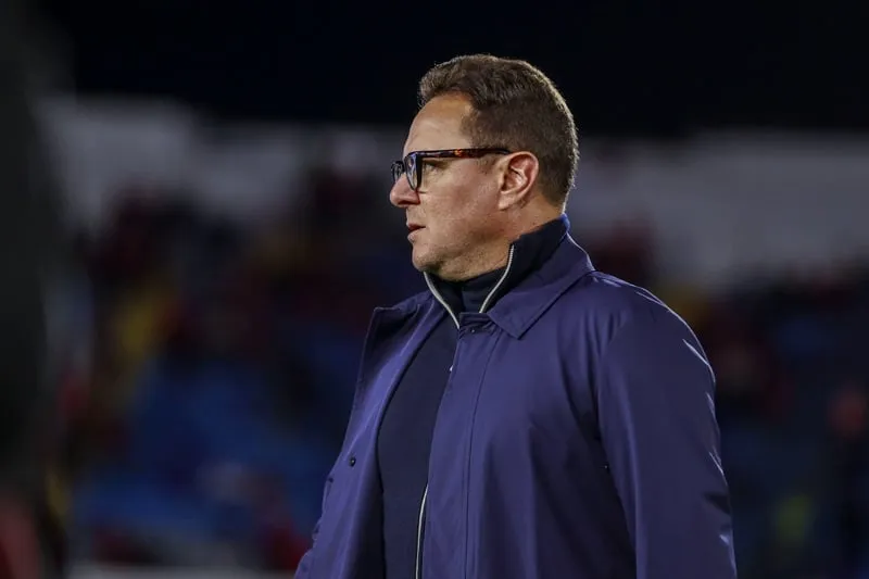 المغربي بنهاشم يدرب مودرن المصري