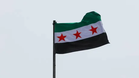 سوريا والإمارات تبحثان تطوير النقل البري ومشاريع البنية التحتية