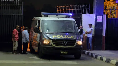 "4 قضايا فى انتظاره".. إحالة صبري نخنوخ و10 متهمين للمحاكمة الجنائية (فيديو)