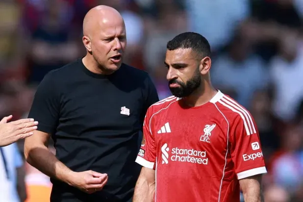 هل وافقت مجموعة «فينواي الرياضية» محمد صلاح الرأي في هوية ليفربول؟