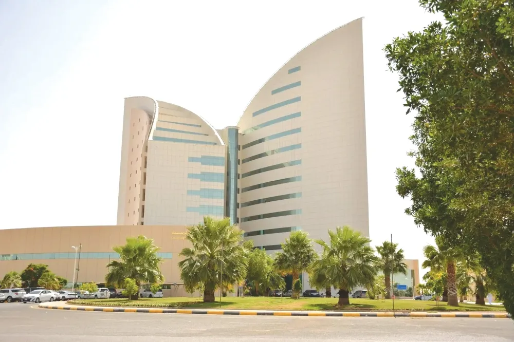 جامعة نجران تسجل براءة اختراع لتطوير جسر خرساني هجين دون حديد تسليح