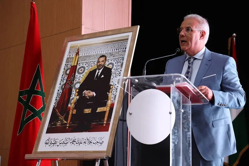 بيت مال القدس يسلم معدات رياضية