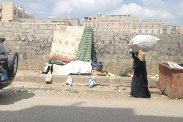 عيد ثقيل عاشه النازحون في مناطق سيطرة الحوثيين