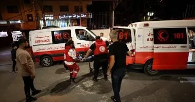 شهيدان فى قصف إسرائيلى استهدف مركبة مدنية جنوب دير البلح وسط قطاع غزة