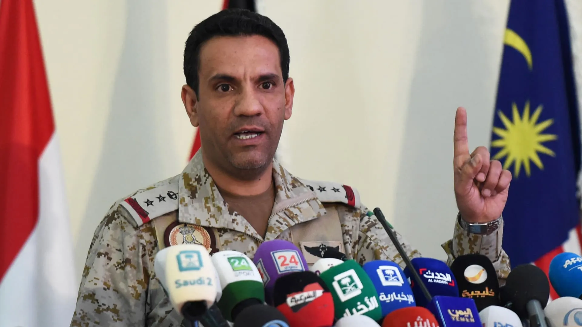 الدفاع السعودية تعلن تدمير 3 مسيرات قادمة من العراق مساء الأحد وتؤكد الاحتفاظ بحق الرد