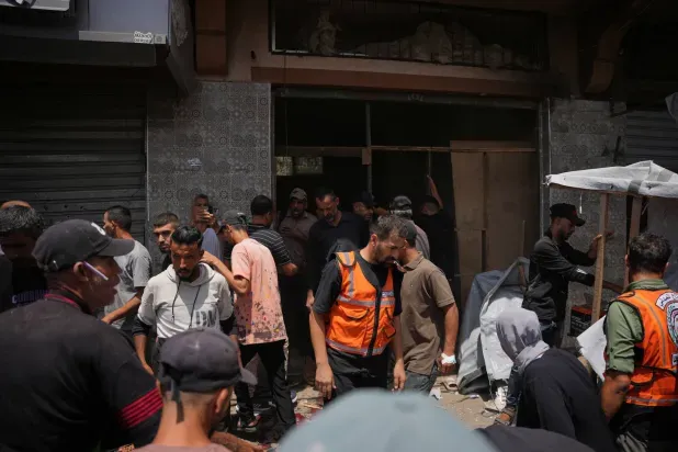 إسرائيل تقتل مسؤولاً أمنياً كبيراً في غزة