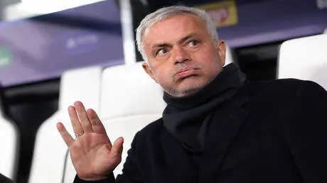 مفاجأة في مدريد.. ريال يجهز بديلا غير متوقع لمورينيو