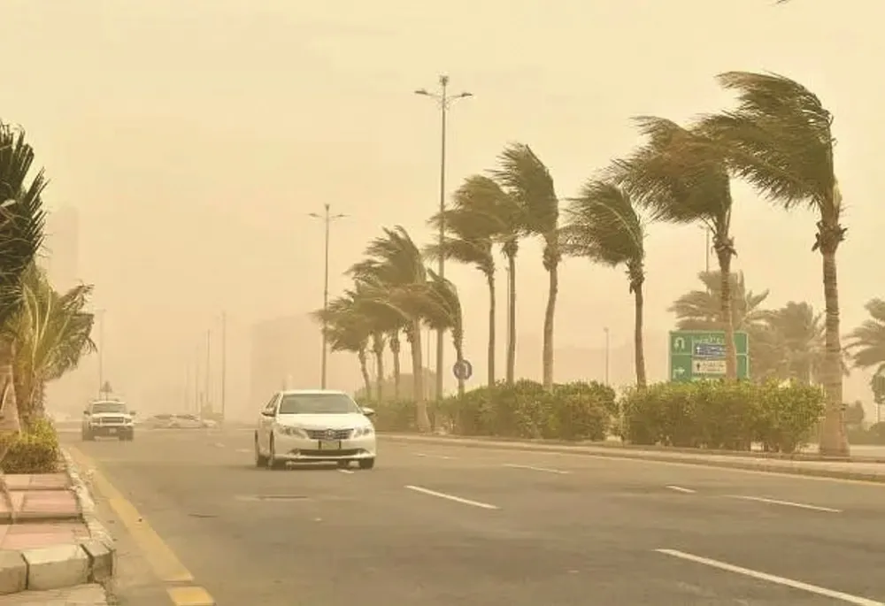 تشمل 6 مناطق.. إنذاران أصفر وبرتقالي تنبيها من طقس السعودية