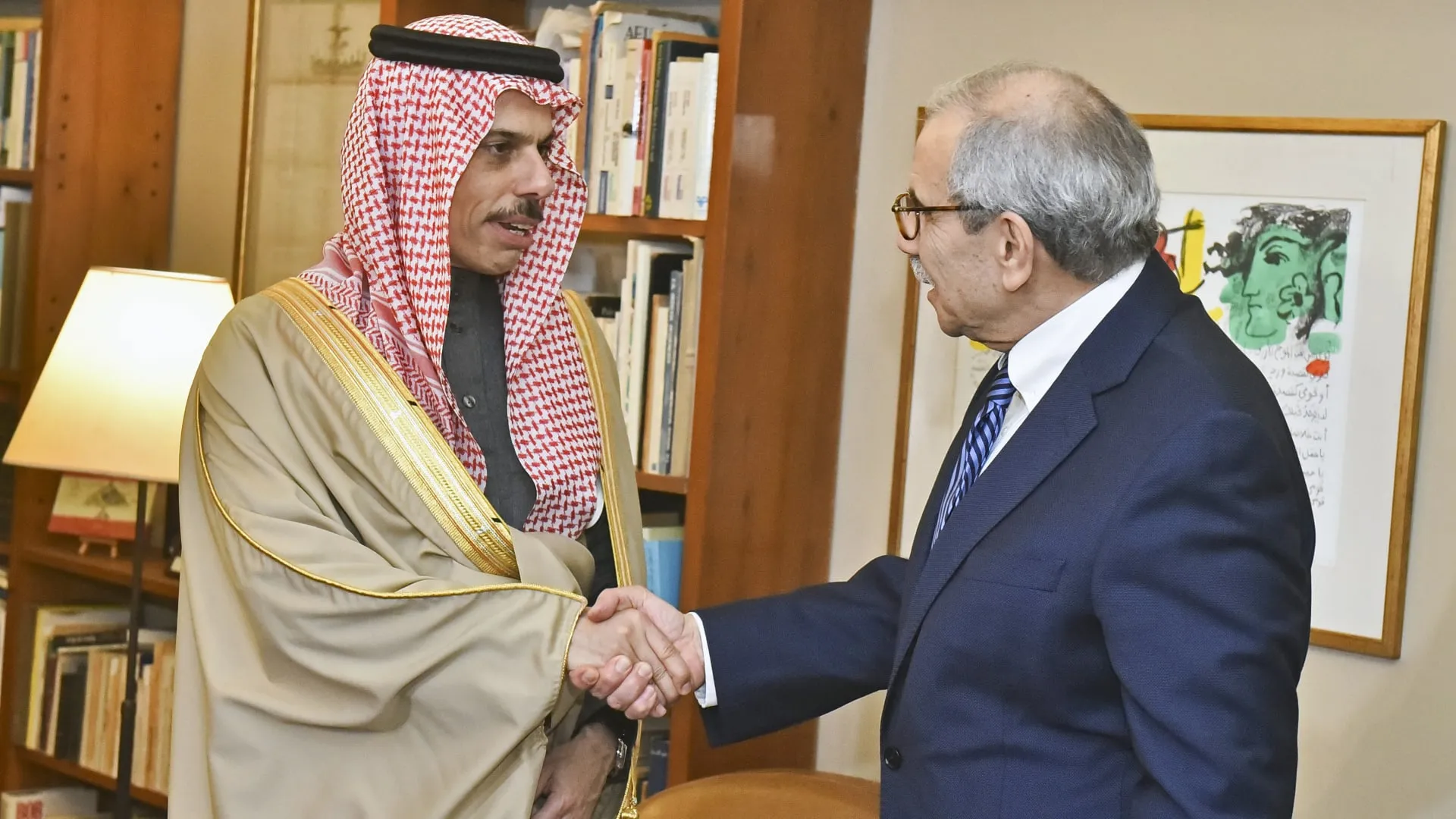 السعودية تعلن رفع الحظر عن الصادرات اللبنانية