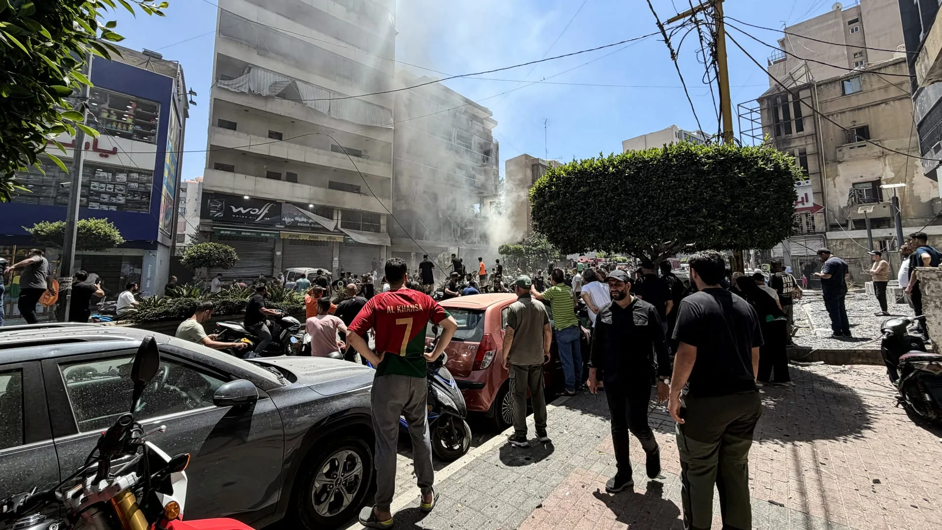 هل أبلغت إسرائيل واشنطن مسبقاً قبل ضرب بيروت؟ مصدر يجيب لـCNN