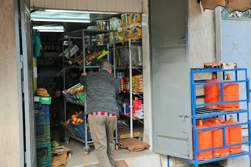 تجار الرباط يرفضون مشاكل الرخص