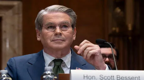 بيسينت: قمنا بمصادرة نحو 500 مليون دولار من الأصول الإيرانية