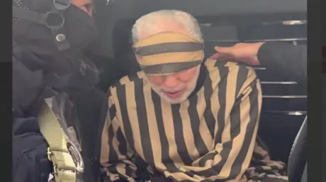 انطلاق محاكمة مفتي سوريا السابق أحمد بدر الدين حسون والقضاء يوجه له لائحة اتهام خطيرة (فيديو)