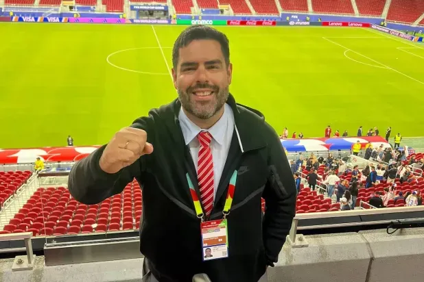 «فيفا» يسحب «اعتماد» معلق باراغواياني بسبب شتائمه ضد إنفانتينو والحكم
