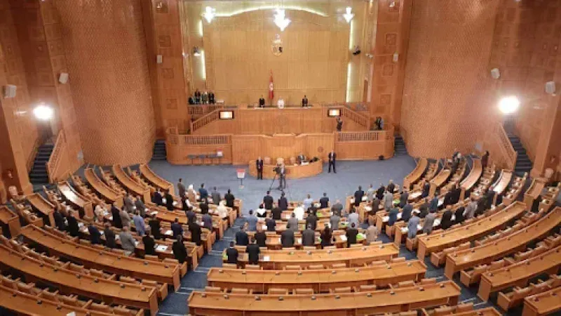 مجلس الأقاليم والجهات يصادق على 5 مشاريع قوانين لزمات إنتاج الكهرباء