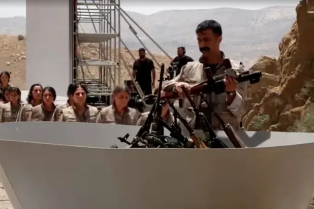 رسالة جديدة من أوجلان: الديمقراطية بديلاً للسلاح في مستقبل الأكراد