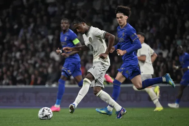 موناكو يقلص فرصه في التأهل لدوري أبطال أوروبا