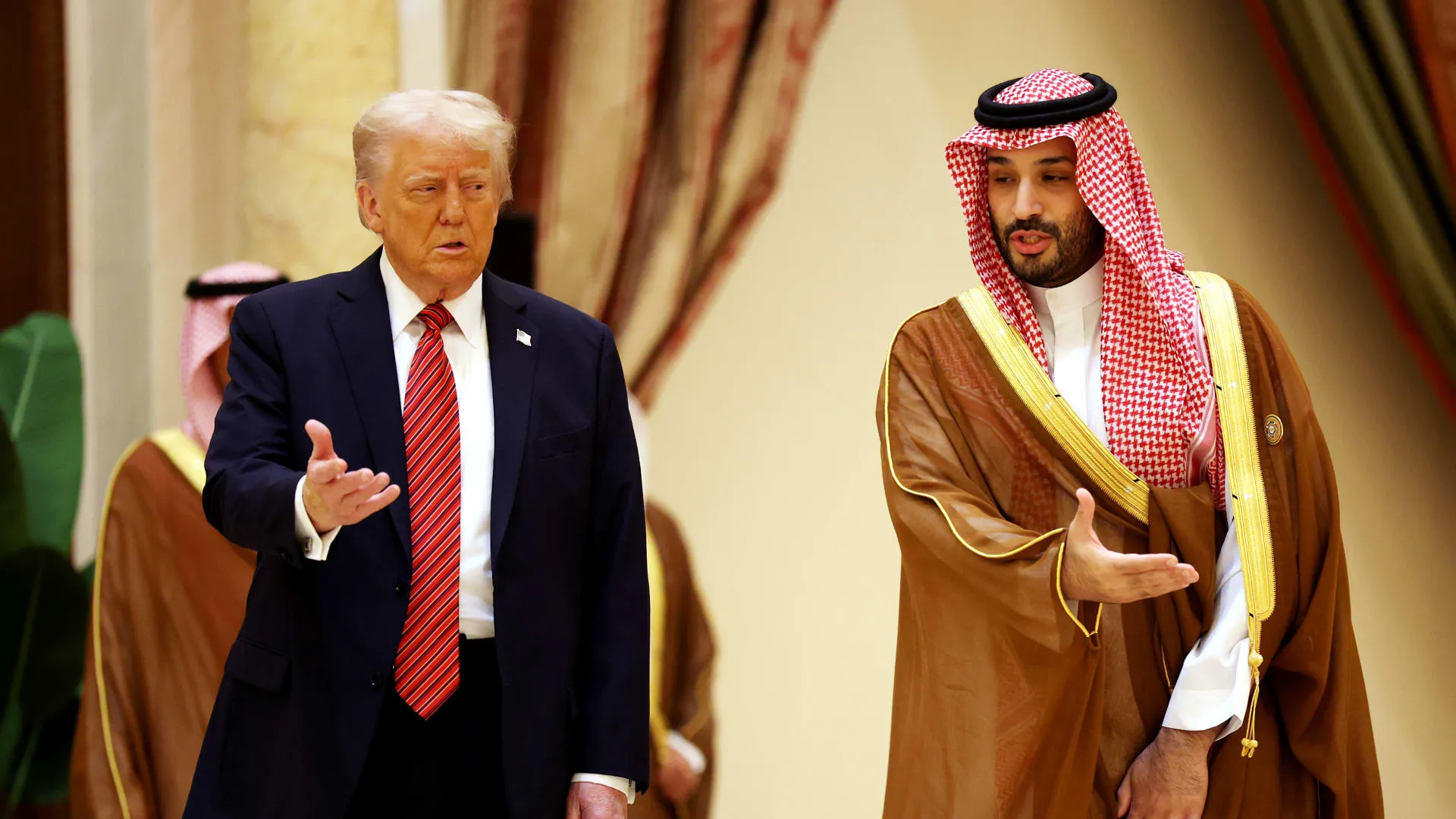 اتصال هاتفي بين ترامب ومحمد بن سلمان.. ماذا دار فيه؟
