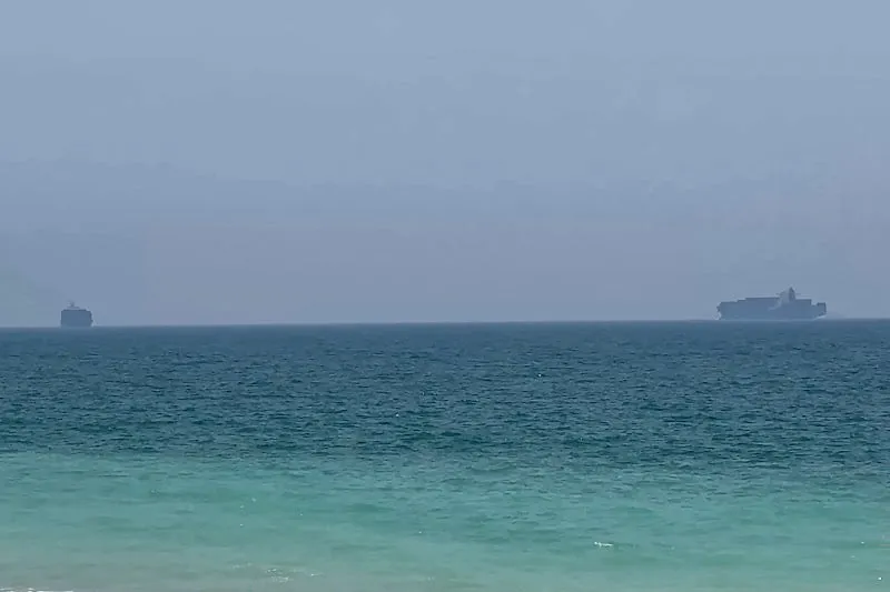 التحالف يقصف مواقع عسكرية حوثية