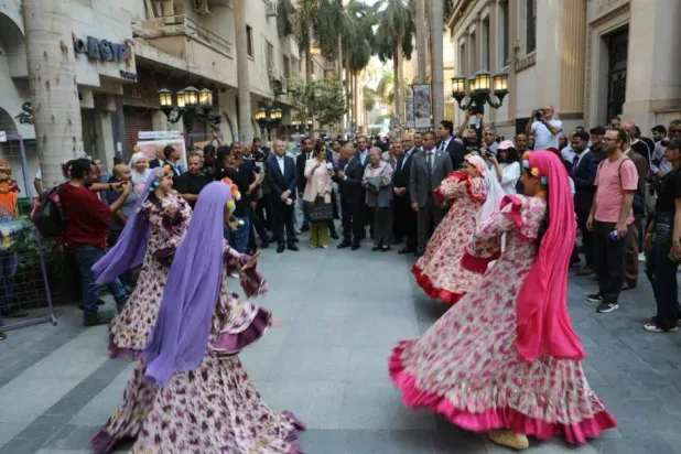 «شارع الفن» يبدأ عروضه الجماهيرية في القاهرة الخديوية