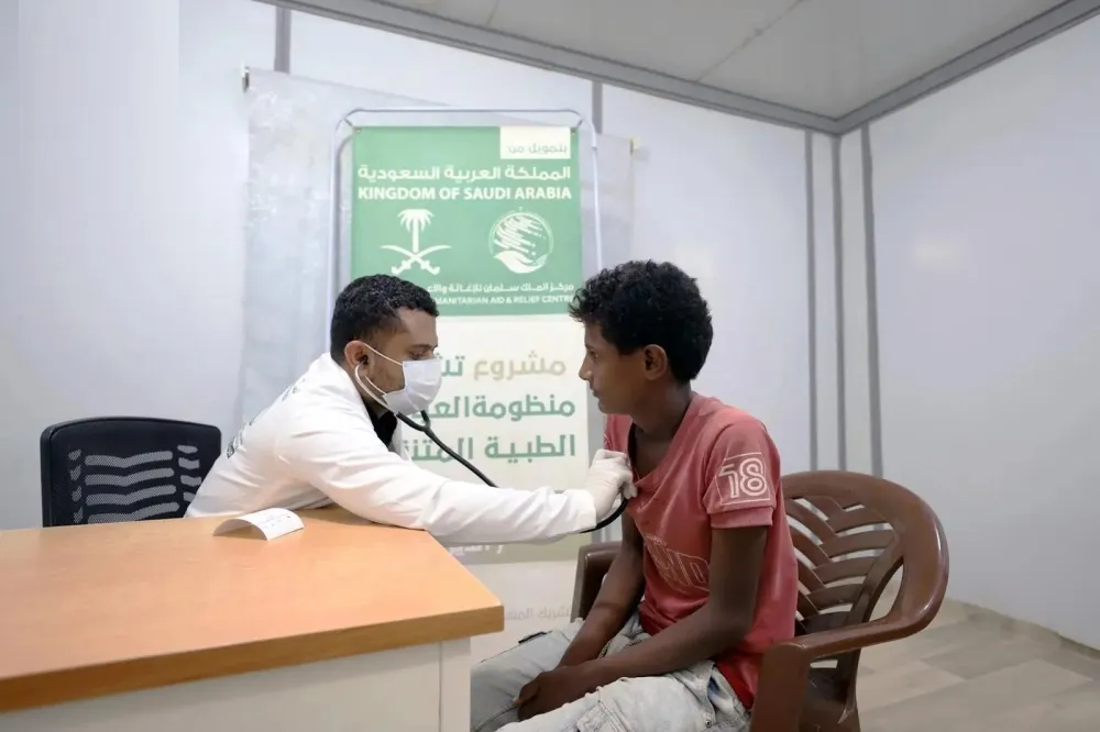 حجة.. العيادة المتنقلة تقدم خدماتها لـ 294 مستفيدًا خلال أسبوع