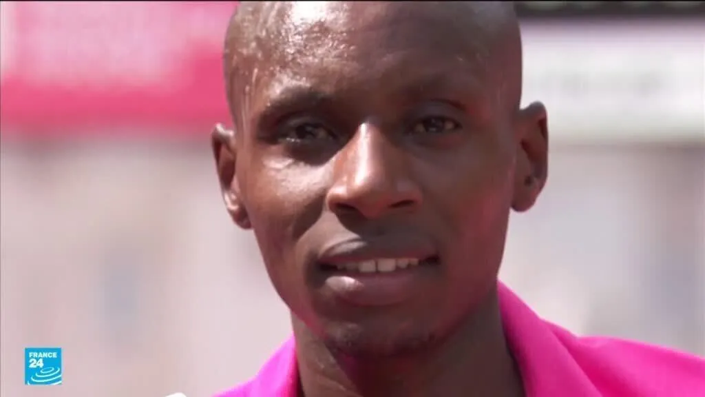 إنجاز تاريخي بتوقيع العداء الكيني سيباستيان ساوي في ماراثون لندن