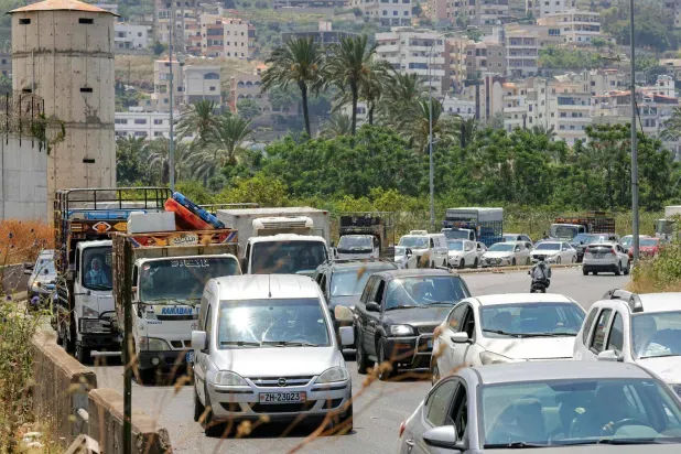 الحيّ المسيحي في مدينة صور اللبنانية يفرُغ من سكانه بعد إنذار إسرائيلي