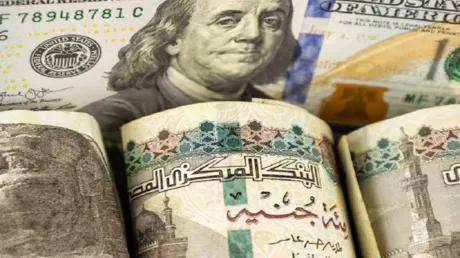 لماذا ارتفعت ديون مصر من 48 إلى 165 مليار دولار؟ رئيس الوزراء السابق يجيب
