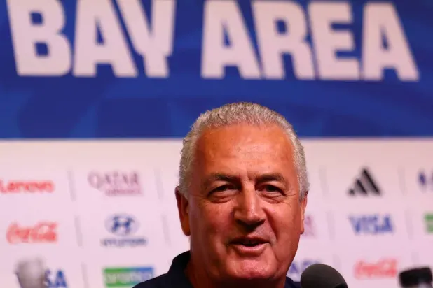 مدرب باراغواي: هاجموني... اللاعبين أثمن ما نملكه