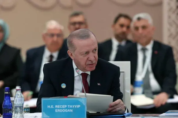إردوغان يعدّ قمة «الناتو» في أنقرة محطة فارقة في مستقبل الحلف